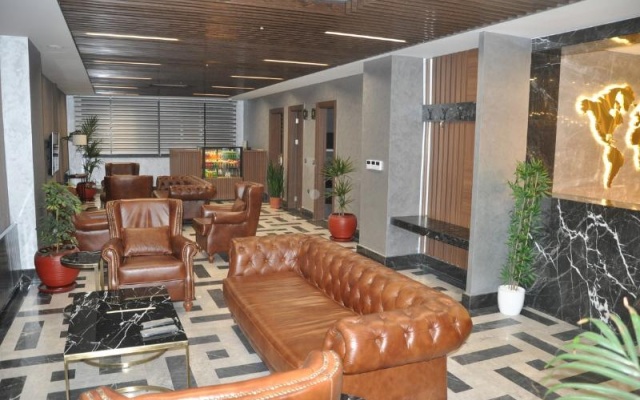 Golaz Suite