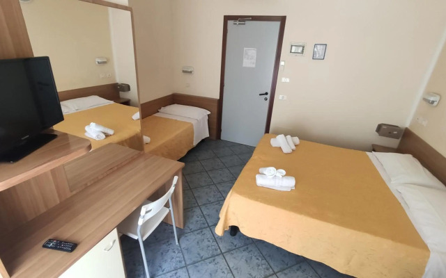 Hotel Corona