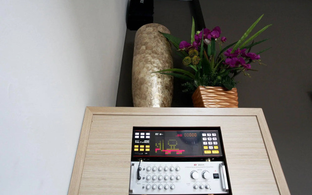 Sungshin Women's University Brown dot