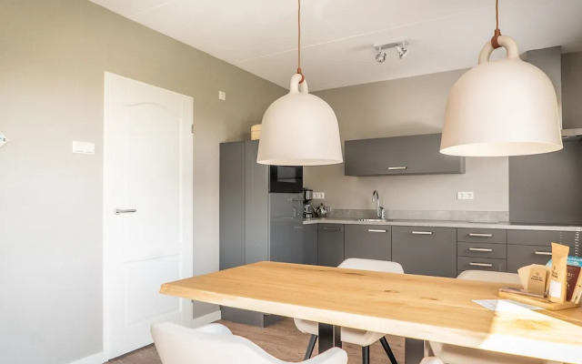 Amazing Bungalow in De Cocksdorp near Beach