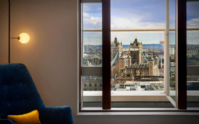 Leonardo Royal Hotel London City