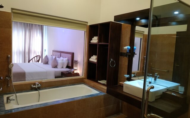 Sigiriya Cashew Palace Resort