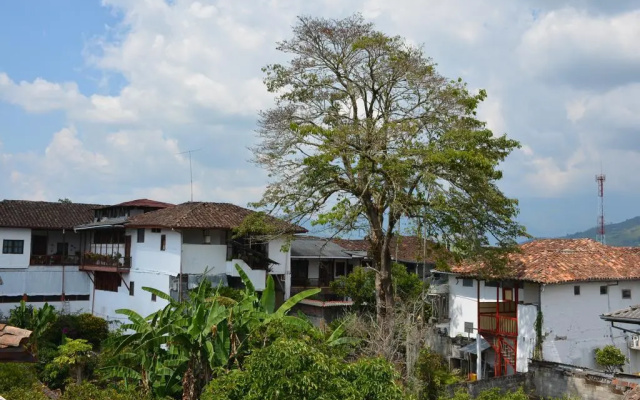 Hospedaje La Casona