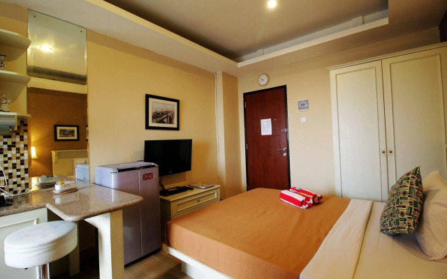 The London Living Apartment at Kebagusan City