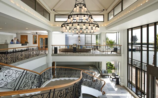 Avillion Admiral Cove