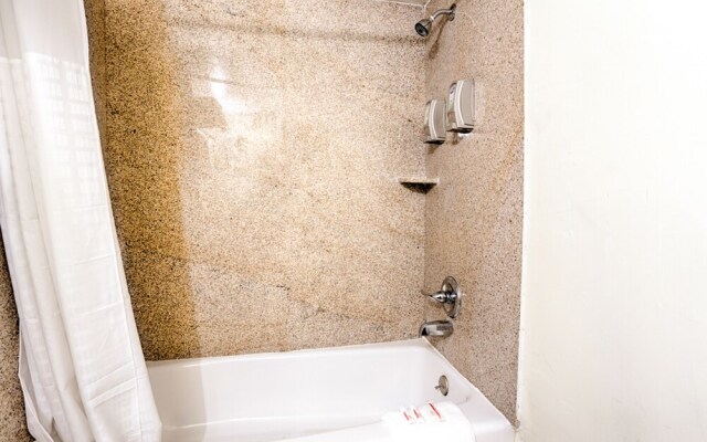 Travelodge Phoenix Downtown