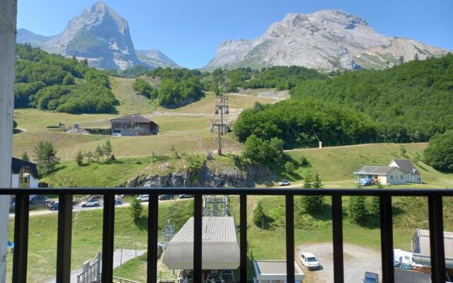 APPART GOURETTE 6 pers -face et pieds pistes-LIT 160