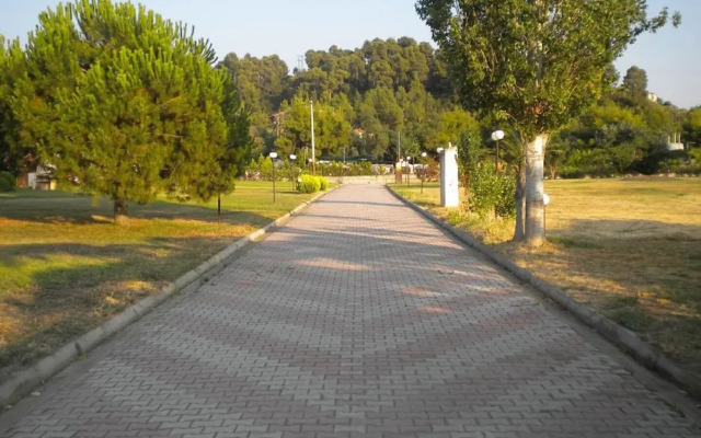 Sansen Villa Tripotamos