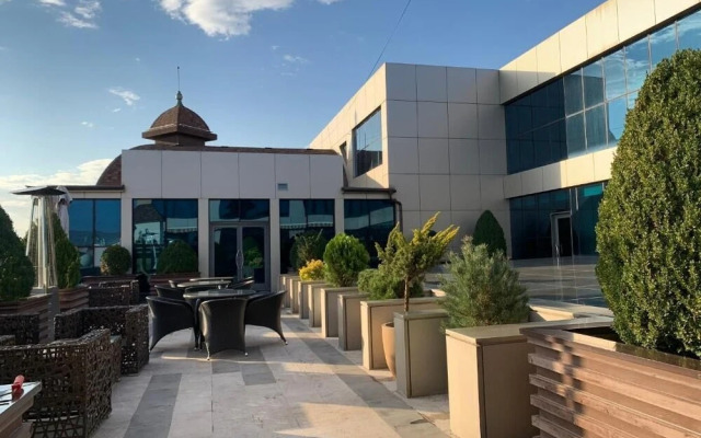 Venice Hotel Complex