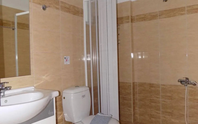Manolis Apartments