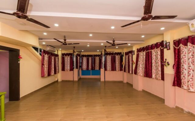OYO 7186 Hotel South Inn