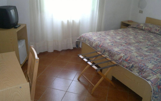 Hotel EUR