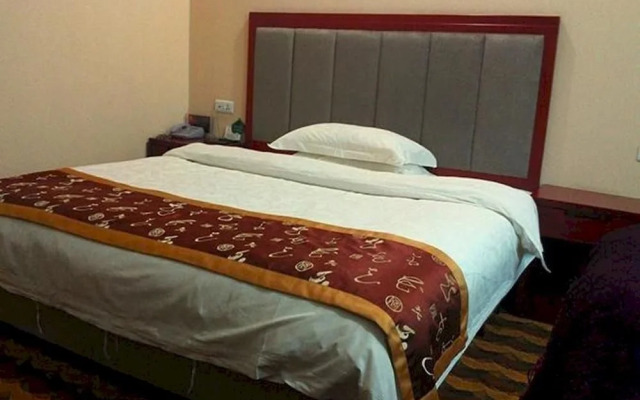 Lichuan Xinyuan Hotel