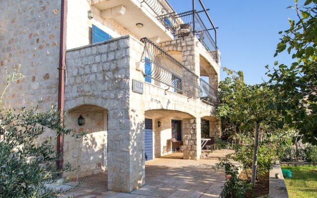Olive Resort