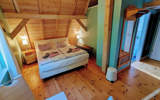 Hotel Lindequist Und Wald Hostel Sellin