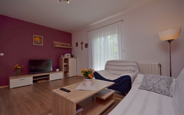 Apartment Rade