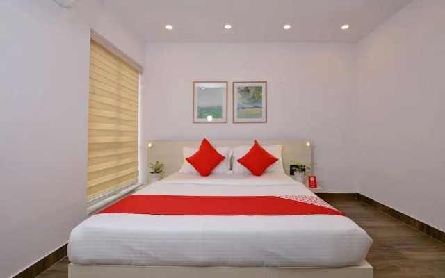 OYO Townhouse 539 Transit Express