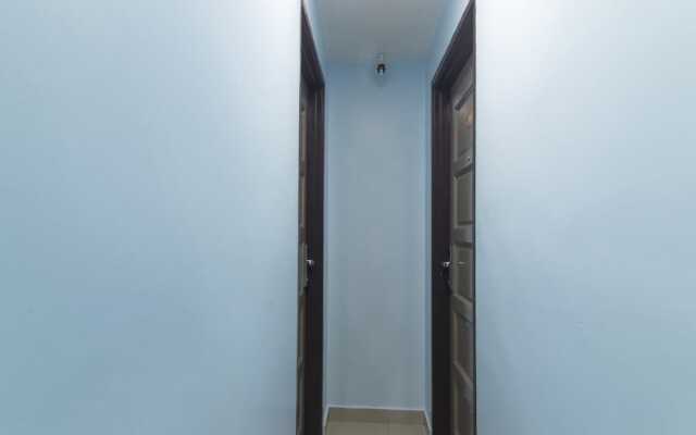 OYO 90296 Red Orange Hotel Port Klang