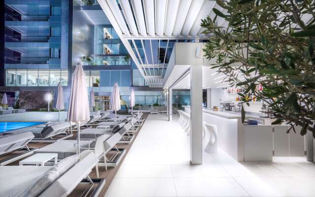 Radisson Blu Hotel, Larnaca