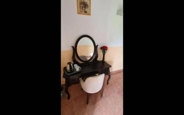 Room in B&B - Ja-elas French Touch #5