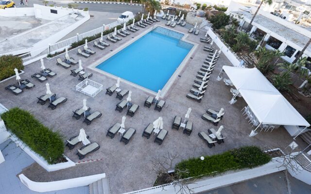 Vrissaki Hotel Apartments