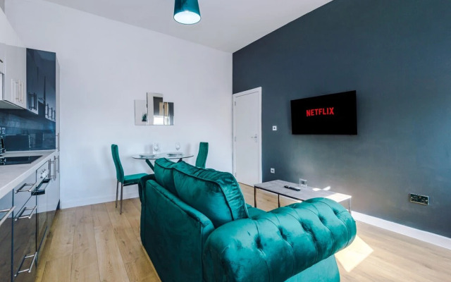 Stylish 2-bed Apartment - City Centre