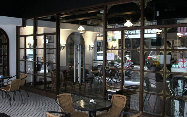 ZEN Rooms Menteng Cikini