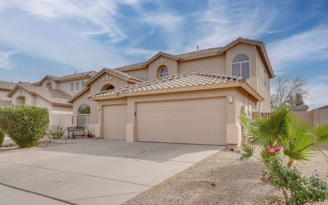 Pool & Great Location! Smart Home in Chandler