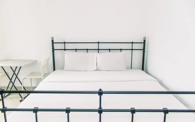 Nice And Cozy Studio At Paramount Skyline Serpong Apartment