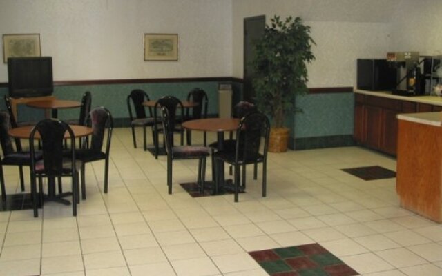 Eighth Street Motel