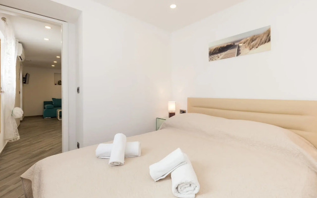 Apartments Villa Peragro