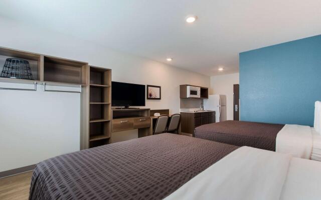 WoodSpring Suites Tamarac