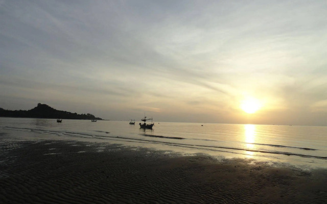 Sunshine Paradise Resort