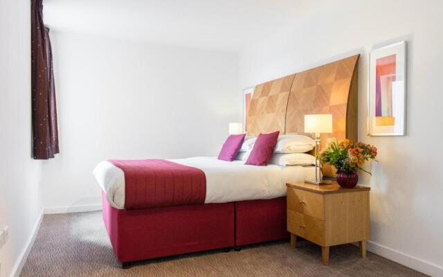 PREMIER SUITES Birmingham