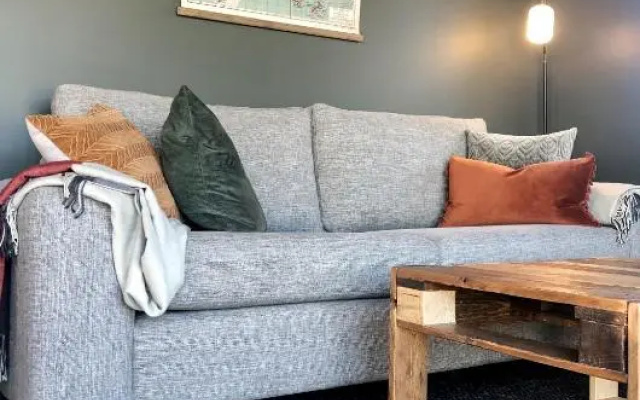 Peak View Cabin - Ben Ohau - Stylish Seclusion