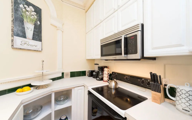 Pelicanstay in Boston Back Bay