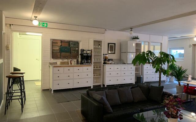 Alingsgård B&B - Spabad, bastu, gym, behandlingar & padelbana