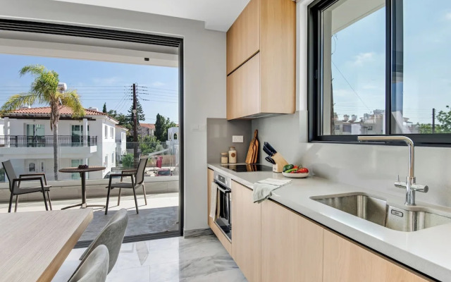 Sanders Olive - Cute 2-bdr Apt With Shared Pool