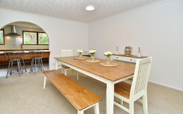 Kaiapoi Lakes Christchurch Holiday Homes