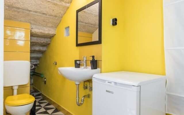 Sleeps 8, Pet Friendly, Garden & Roof Terrace