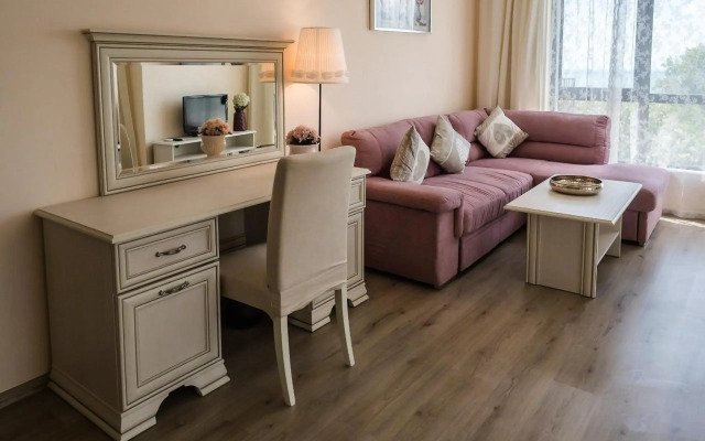 White Rock Castle Suite Hotel & SPA