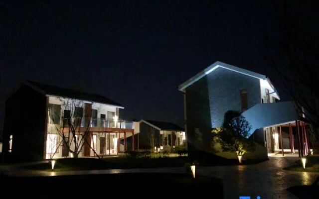 Shanghal 0xygen land Resort Villa