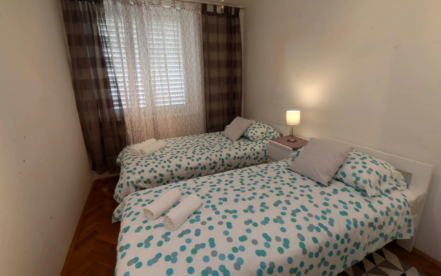 Apartment Mira Lapad