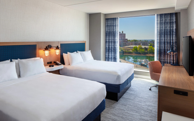 Hampton Inn Boston Seaport District