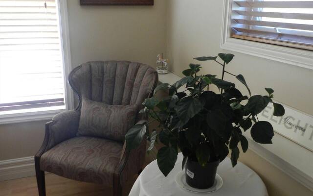 The Stone Gate Inn Bed & Breakfast