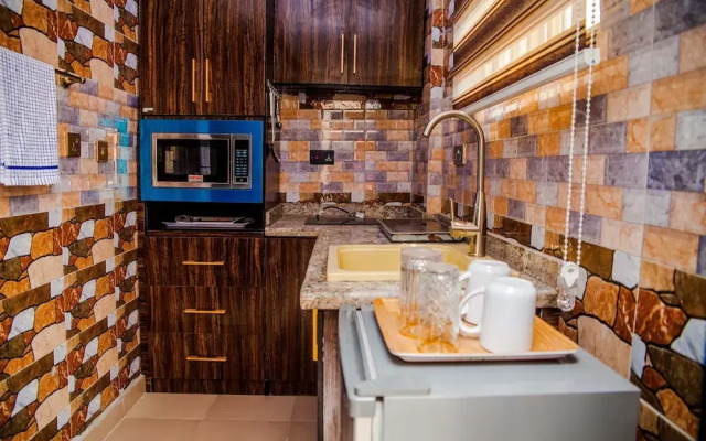 Tobby Royal Suites