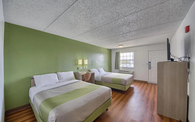 Motel 6 San Antonio, TX - Northwest Medical Center