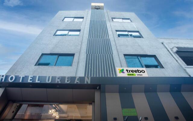 Treebo Urban, 1 Km From Railway Station