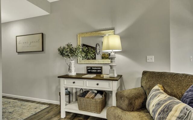 Sunset Bunker 3 Bedroom Condo by RedAwning