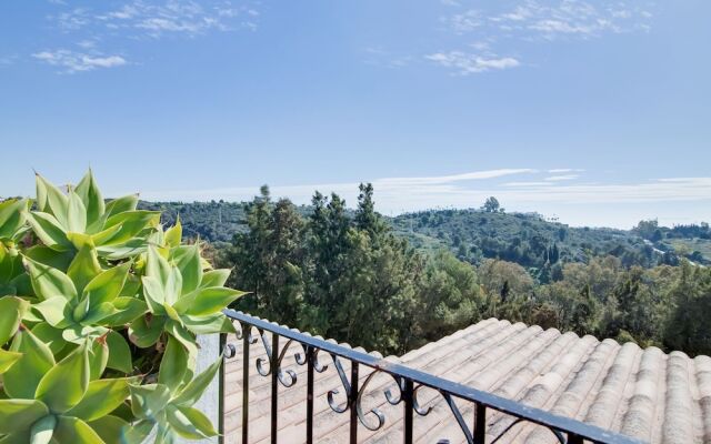 Plush Holiday Home in Marbella With Swimming Pool